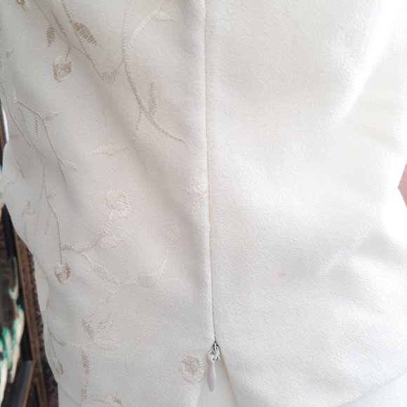 New PHD Embroidered Shell - Picture 4 of 5